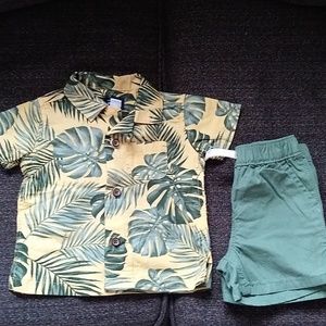 The Children's Place baby boy set. Size 3-6M